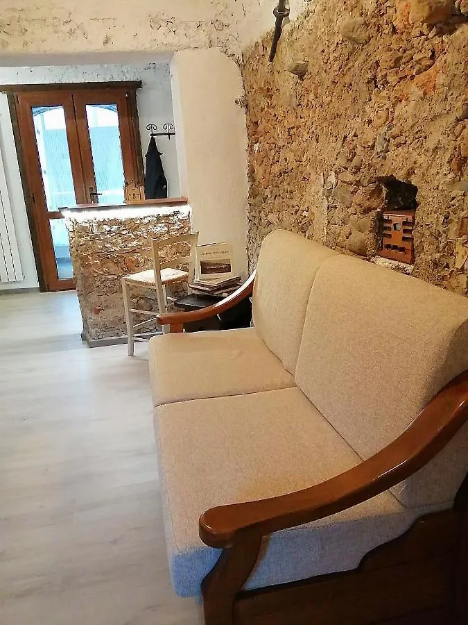 Apartment Coffee Time Cisano sul Neva Italy